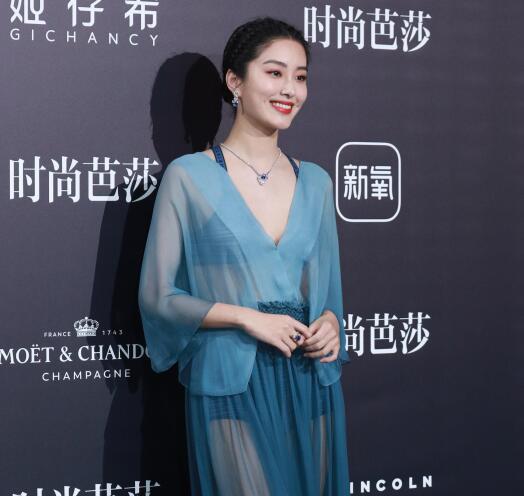 #151 杨采钰